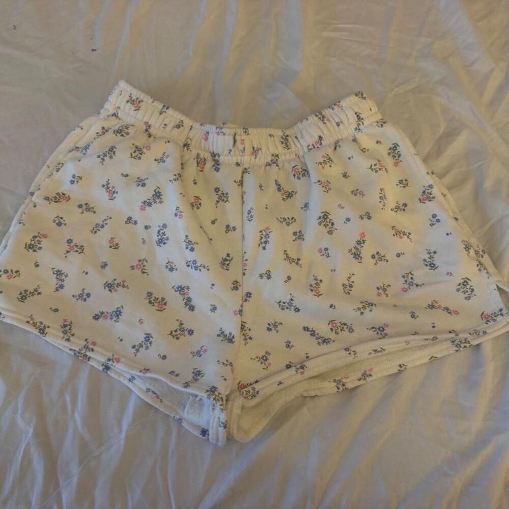 No-boundaries Women's multi Shorts